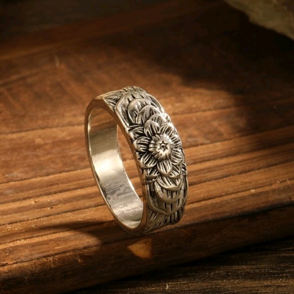 🔹️Floral Ring!
